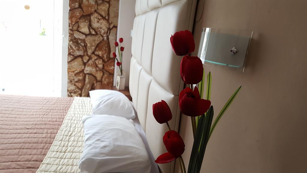 Bay View Apartment Faliraki Luaran gambar